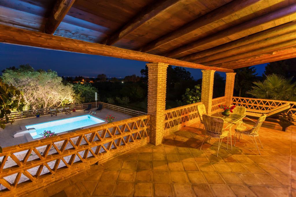 Liuba Houses Vasilikí エクステリア 写真